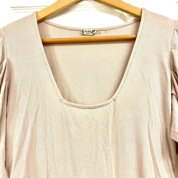FREE PEOPLE Intimately So Fresh Bodysuit Dust Storm puffed sleeves square neck L - Picture 4 of 10